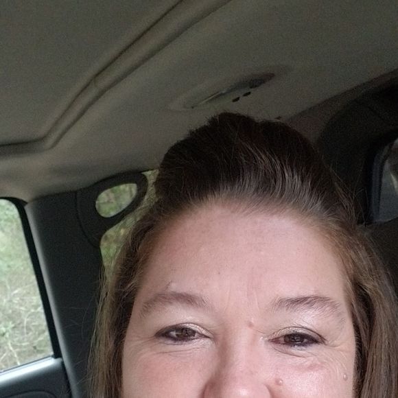 Profile Picture of Barbara Daniels (@baddaniels) on Poshmark