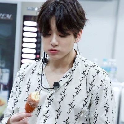 Profile Picture of Pham Ngoc Anh (@mymy2310) on Twitter