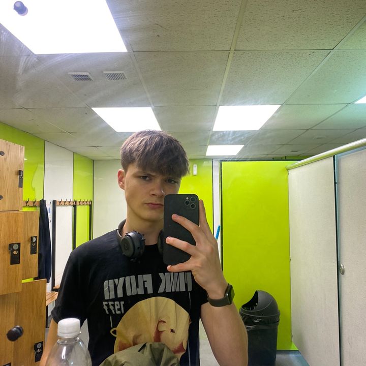 Profile Picture of Forrest (@forrestdoress) on Tiktok