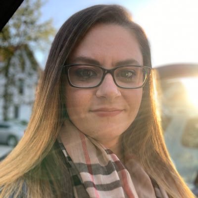 Profile Picture of Cathie DelloIacono (@CatDelloIacono) on Twitter