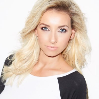 Profile Picture of Saera June-Morris (@RoxiJune) on Twitter