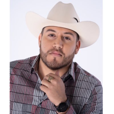 Profile Picture of Joey Calderón (@Joeycalderon28) on Twitter