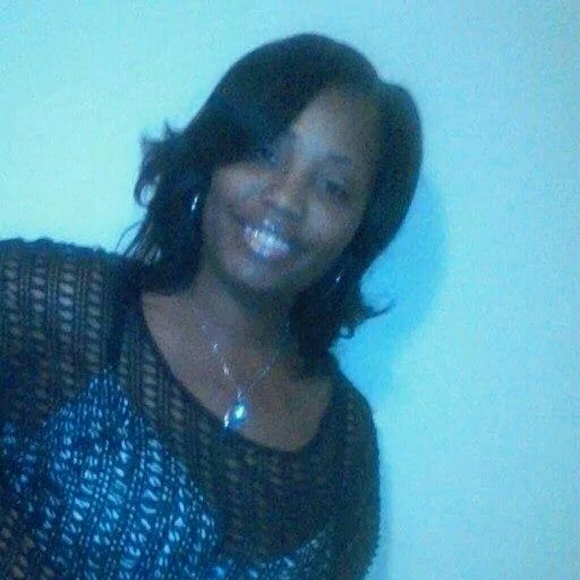 Profile Picture of Tracy Knight (@trknight19801) on Poshmark