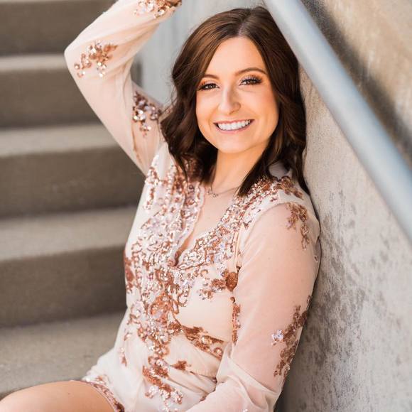 Profile Picture of Laken Rudelis (@lakenrudelis) on Poshmark