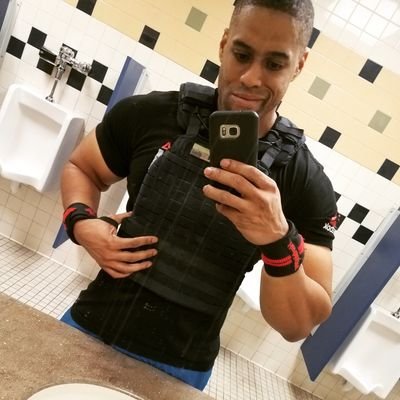 Profile Picture of JONATHAN VANN (@jjvwriter) on Twitter