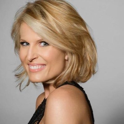 Profile Picture of Valerie Edwards (@valerieedwards) on Twitter