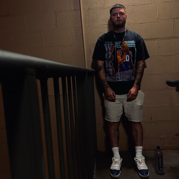 Profile Picture of James Huff (@okblancoo) on Poshmark