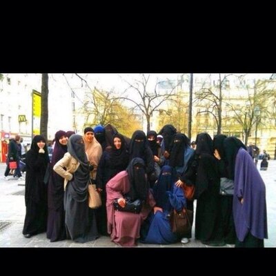 Profile Picture of Uum Adelhakim (@NanouCBST) on Twitter