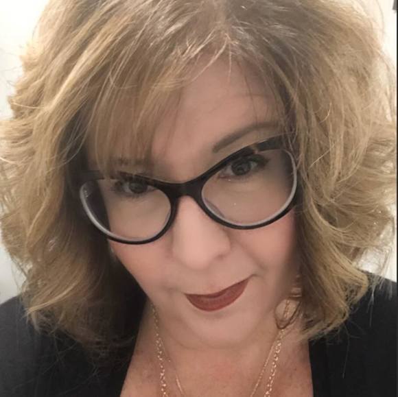 Profile Picture of Patti Mockler (@pattimock) on Poshmark