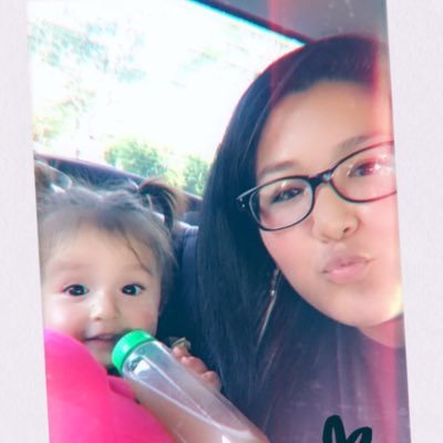 Profile Picture of Julia 🌹 (@juliaflores149) on Twitter