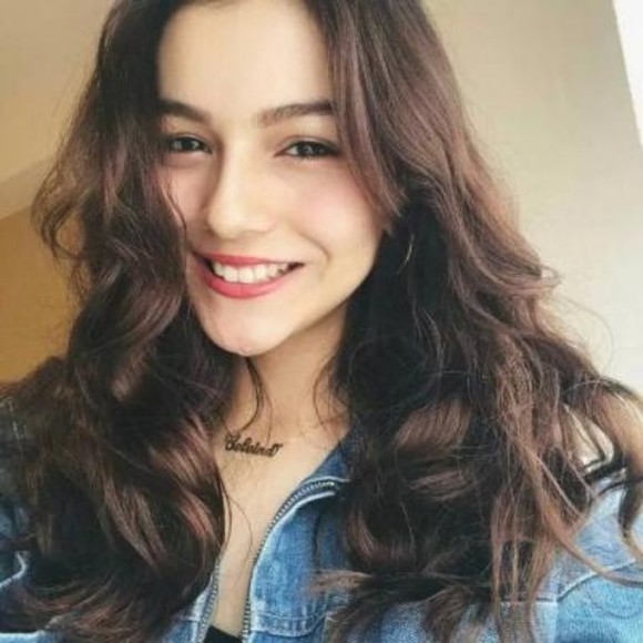 Profile Picture of Alice Peterson (@alicepeterso461) on Poshmark