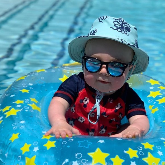 Profile Picture of Jon Kuzmick (@jonknet) on Poshmark