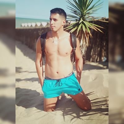 Profile Picture of Jonathan Jerez ☮ (@jona_jerez) on Twitter