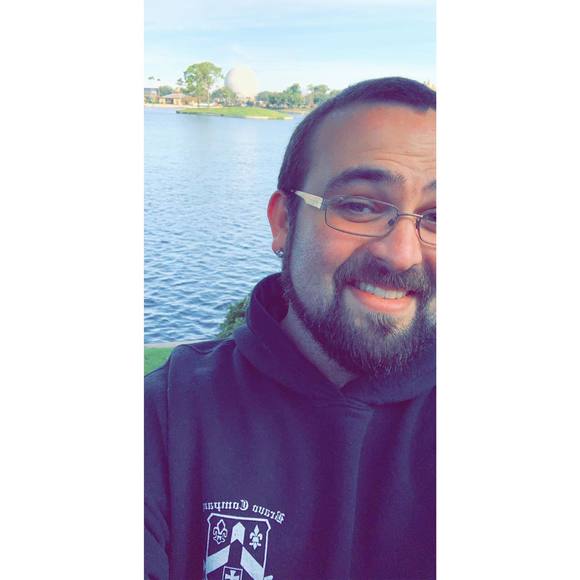 Profile Picture of Aaron Tramel (@aatram92) on Poshmark