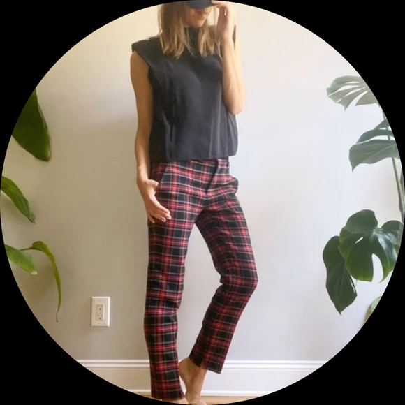 Profile Picture of Ainhoa Campillo (@ainhoa_87) on Poshmark