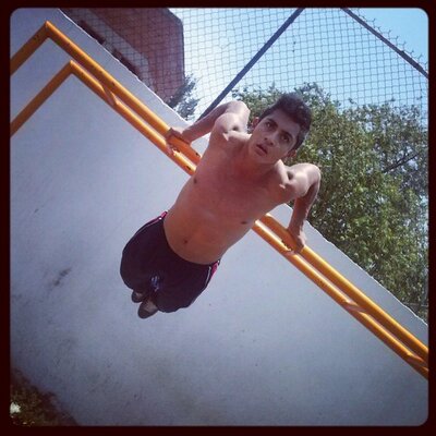 Profile Picture of Aaron Vargas (@aaronvargas0294) on Twitter