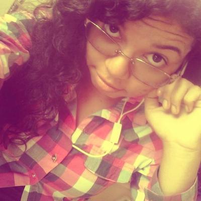 Profile Picture of Pam'y Neves (@Pamy_neves) on Twitter