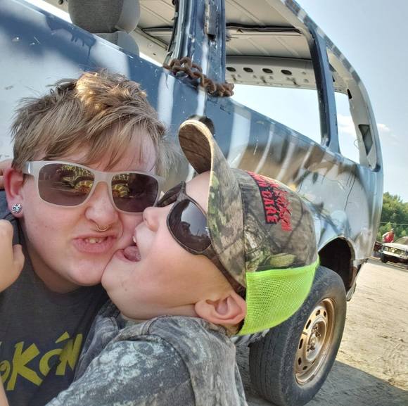 Profile Picture of Bree Erickson (@bree_louise) on Poshmark