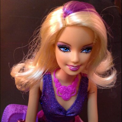 Profile Picture of Hazel Neal (@Itshazelxx) on Twitter