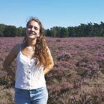 Profile Picture of Lola Unger (@lolachoubie) on Instagram