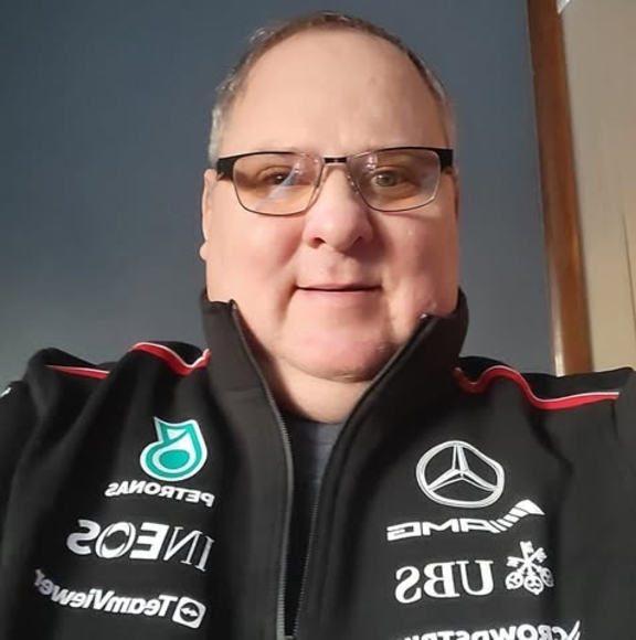 Profile Picture of Bernard Jooste (@bernardjooste) on Poshmark