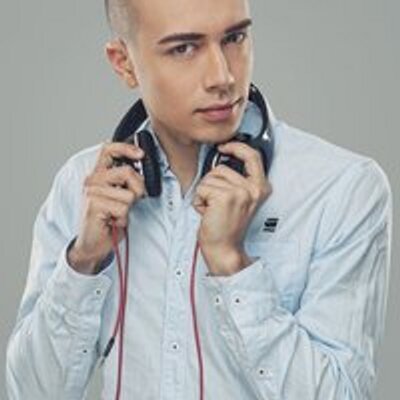 Darryl Robin - Twitter Profile Picture of Darryl Robin (@RyleSam) on Twitter