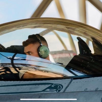 Profile Picture of Sean Cornell (@SeanCornell12) on Twitter