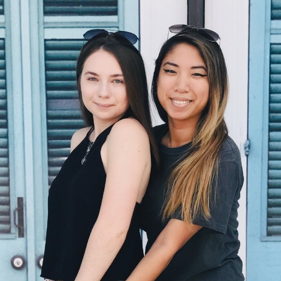 Profile Picture of Shelly Lange (@shellburt) on Poshmark