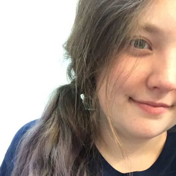 Profile Picture of Katelynn Harrell (@katelynnharrell) on Poshmark