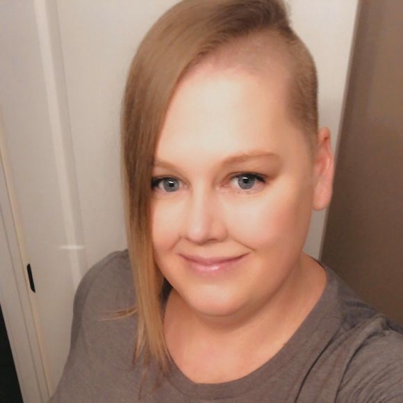 Profile Picture of Brittany Johns beagley (@brittanyjohn328) on Poshmark