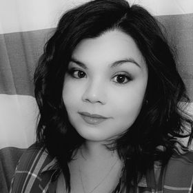Profile Picture of Adriana Perkins (@adriananichole) on Pinterest