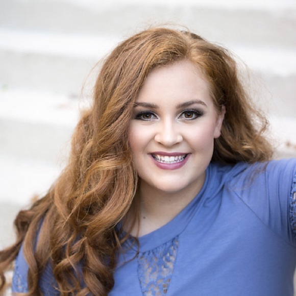 Profile Picture of Kimber Ellender (@kimberellender) on Poshmark