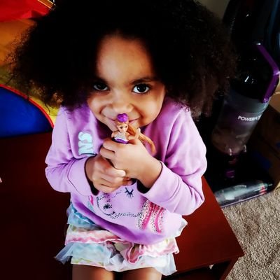 Profile Picture of Lisa Crouch (@bluedolphins78) on Twitter