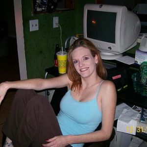 Profile Picture of Amy Josey (@perfectpeaches01) on Myspace