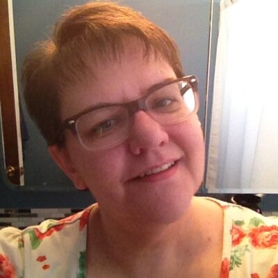 Profile Picture of Theresa Livingston (@MrsT1965) on Twitter