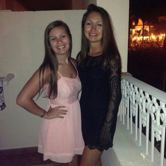 Profile Picture of Katie grace Weant (@kgweant) on Poshmark