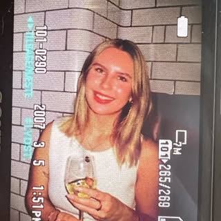 Profile Picture of Laura Husted 🦋 (@laurahusted_) on Instagram