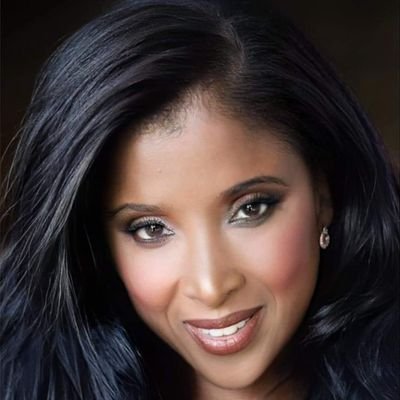 Profile Picture of Valerie Joseph (@vcouba) on Twitter