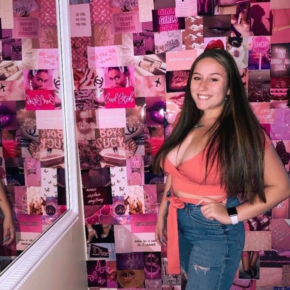 Profile Picture of Kayla Garvin (@kaylagarvin4) on Poshmark