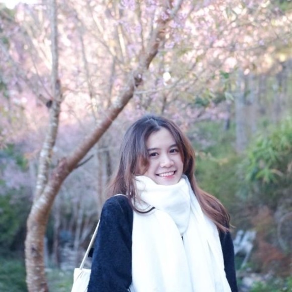 Profile Picture of Dung Tuyet (@tuyetdungnn) on Poshmark