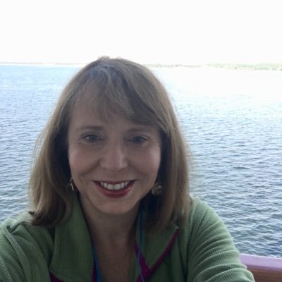 Profile Picture of Pamela Edwards (@edwar024) on Twitter