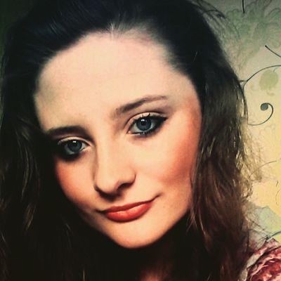 Profile Picture of Laura Toombs (@15dfb960cab94a0) on Twitter