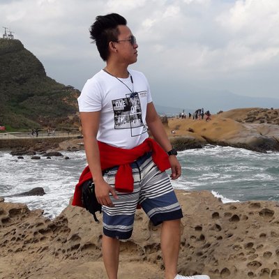 Profile Picture of Chris Lipa (@sirhcapil) on Twitter