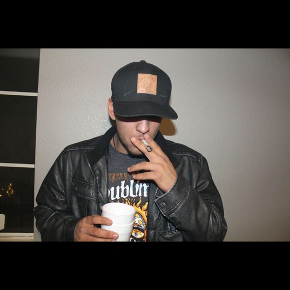 Profile Picture of Alfredo Gonzalez (@kushbear7) on Poshmark