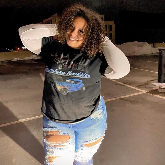 Profile Picture of Haleigh Zanoni (@haleighzanoni) on Poshmark