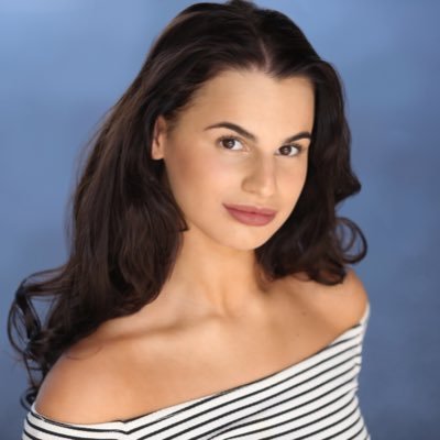 Profile Picture of Mia Richards (@_MiaRichards) on Twitter