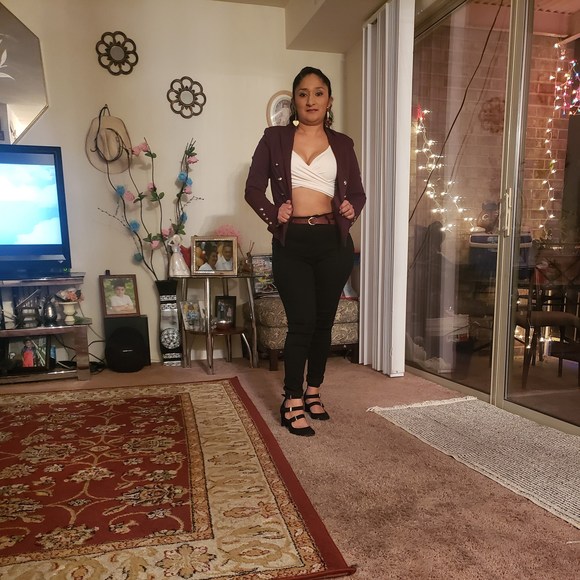 Profile Picture of Lucy Rivas (@lucyrivas626) on Poshmark