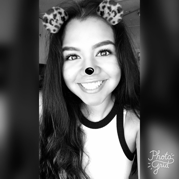 Cristina Galeana - Poshmark Profile Picture of Cristina Galeana (@cristinag511) on Poshmark