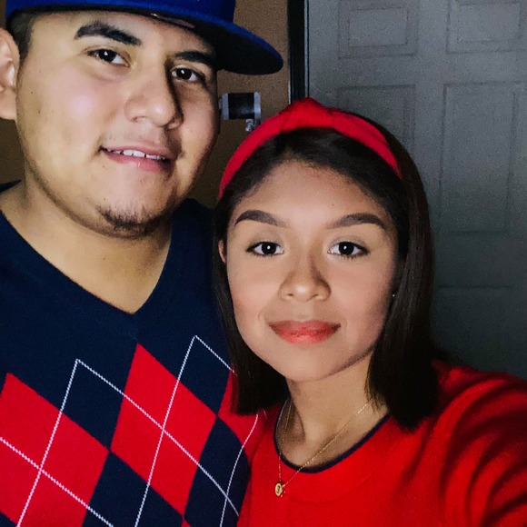 Profile Picture of Gregorio Alvarez (@gregorioalva489) on Poshmark