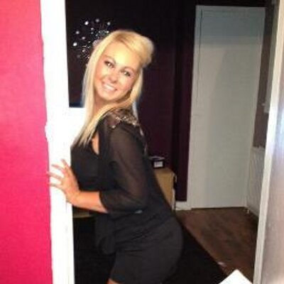 Profile Picture of Jodie McCool (@jodie9104) on Twitter